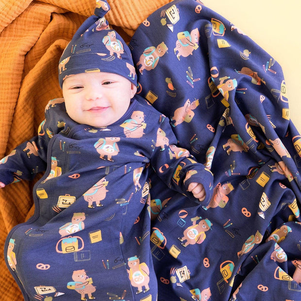 first class organic cotton swaddle-Magnetic Me