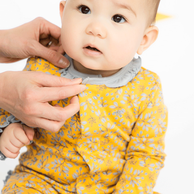 olive my love organic cotton magnetic fuss free coverall