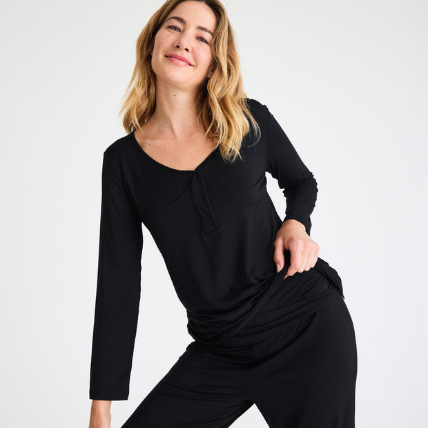 women's onyx modal magnetic signature long sleeve pajama set